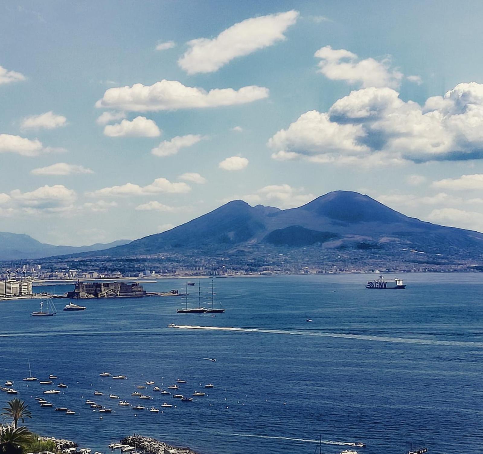 Casa Petito - Casa Vacanze Giugliano In Campania Eksteriør bilde
